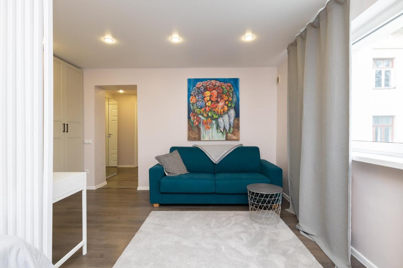 Cozy Stylish Studio Apartment With Free Parking By Centralapartments Talin Exterior foto