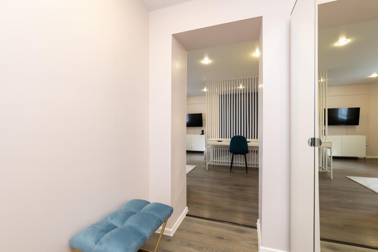 Cozy Stylish Studio Apartment With Free Parking By Centralapartments Talin Exterior foto
